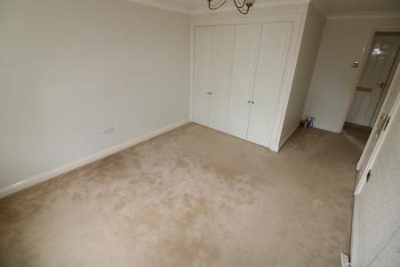 4 bedroom Detached house to let in Maple Way, Burton Upon Trent, Branston, DE14