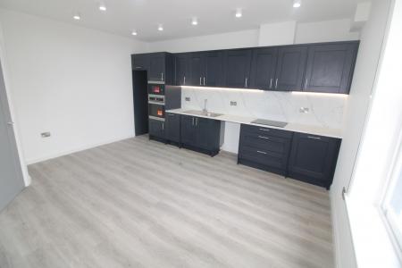 1 bedroom Flat to let in Market Place, Staffordshire, Burton upon Trent, DE14