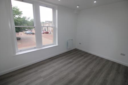 1 bedroom Flat to let in Market Place, Staffordshire, Burton upon Trent, DE14