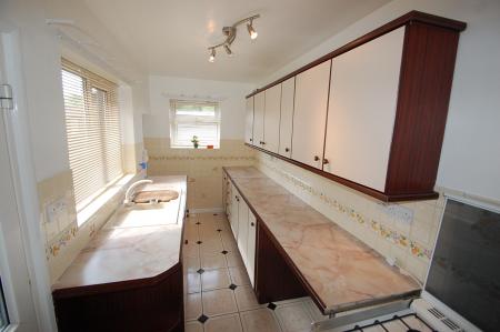 2 bedroom House to let in South Broadway Street, Burton upon Trent, DE14