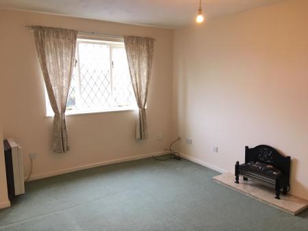 2 bedroom Apartment to let in The Carousels, Burton upon Trent, DE14