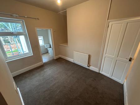 2 bedroom Terraced House to let in Vernon Terrace, Staffordshire, Burton upon Trent, DE14