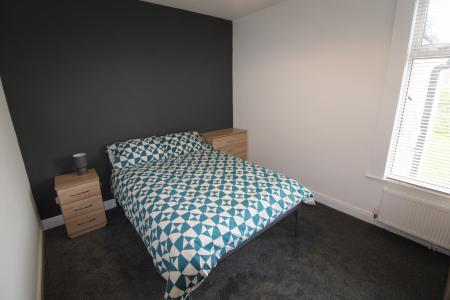1 bedroom House share to let in Wyggeston Street, Burton upon Trent, DE13