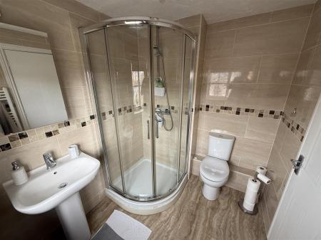 3 bedroom Detached house for sale in Churchward Drive, Stretton, Burton-On-Trent
