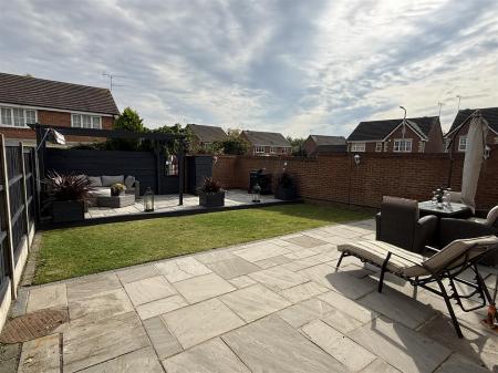 3 bedroom Detached house for sale in Churchward Drive, Stretton, Burton-On-Trent