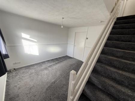 2 bedroom Semi-detached house for sale in Glamis Close, Stretton