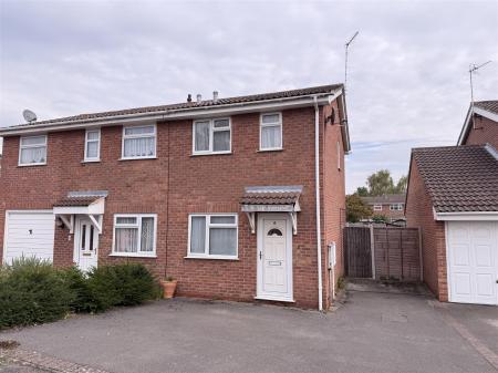 Glamis Close, Stretton