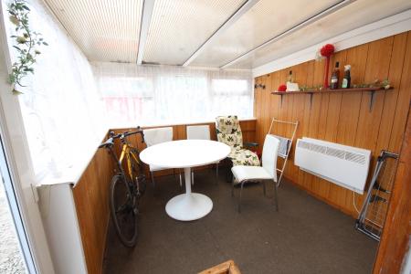 1 bedroom House share to let in Calais Road, Burton upon Trent, DE13