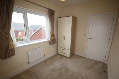 3 bedroom Detached house to let in Bath Road, Derbyshire, Castle Gresley, DE11