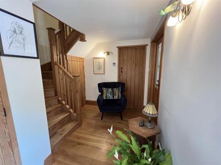 4 bedroom Cottage for sale in Nankirks Lane, Anslow, Burton-On-Trent