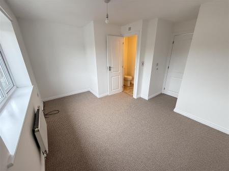 2 bedroom Town house for sale in Saw Mill Way, Burton-On-Trent