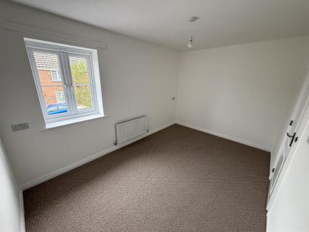 2 bedroom Town house for sale in Saw Mill Way, Burton-On-Trent