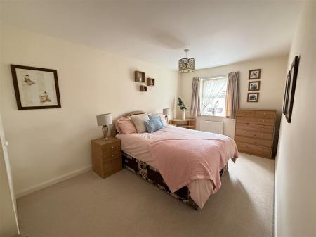 4 bedroom Detached house for sale in Blueberry Way, Woodville, Swadlincote