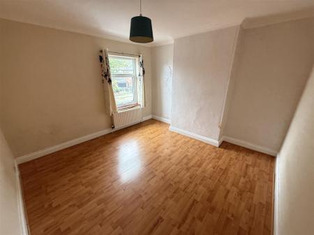 2 bedroom Terraced House for sale in Stanton Road, Burton-On-Trent