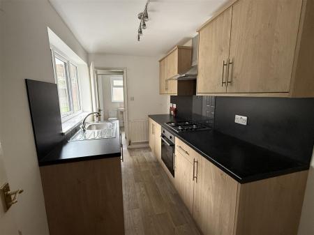 2 bedroom Terraced House for sale in Stanton Road, Burton-On-Trent