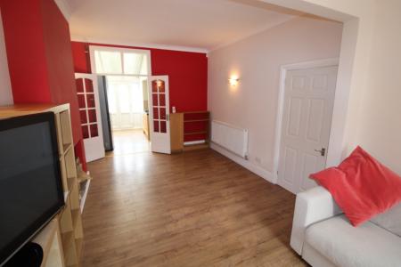 2 bedroom Terraced House to let in Victoria Crescent, Staffordshire, Burton upon Trent, DE14