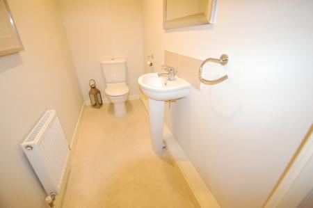 2 bedroom Duplex to let in Grants Yard, Staffordshire, Burton upon Trent, DE14