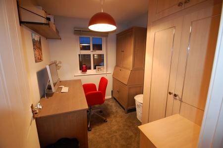 3 bedroom Detached house to let in Alders Brook, Derbyshire, Hilton, DE65