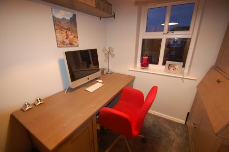 3 bedroom Detached house to let in Alders Brook, Derbyshire, Hilton, DE65