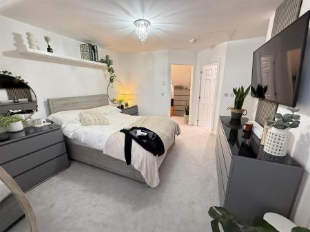 3 bedroom Semi-detached house for sale in Osprey Drive, Branston, Burton-On-Trent