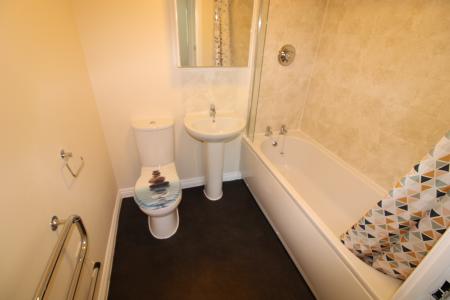 1 bedroom Flat to let in Saw Mill Way, Staffordshire, Burton upon Trent, DE14