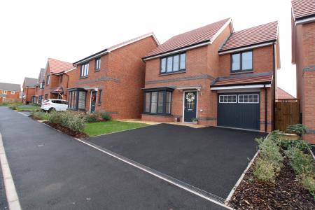 Thorneywood Road, Staffordshire, Drakelow, DE15