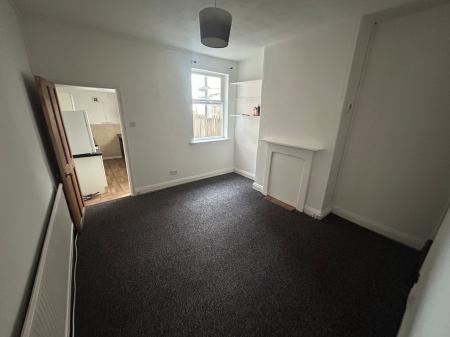 2 bedroom Terraced House to let in Goodman Street, Staffordshire, Burton upon Trent, DE14