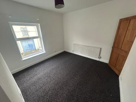 2 bedroom Terraced House to let in Goodman Street, Staffordshire, Burton upon Trent, DE14
