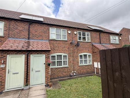 2 bedroom Town house for sale in Goseley Avenue, Hartshorne, Swadlincote