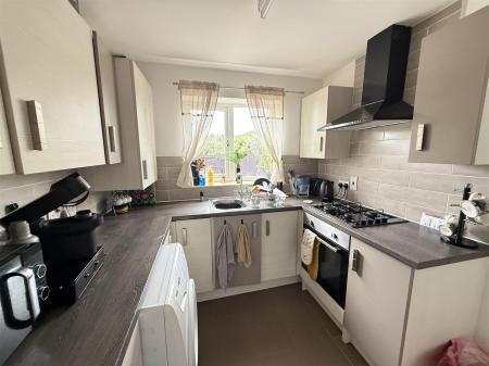 2 bedroom Town house for sale in Goseley Avenue, Hartshorne, Swadlincote