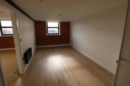 2 bedroom Flat to let in The Maltings Wetmore Road, Staffordshire, Burton upon Trent, DE14