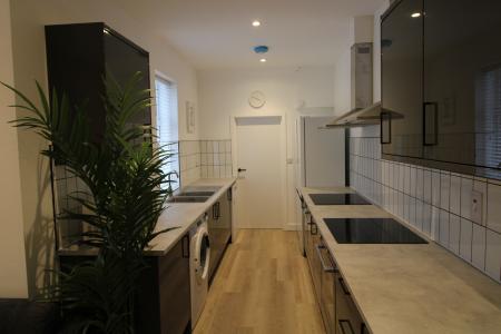 5 bedroom House share to let in Wyggeston Street, Burton upon Trent, DE13