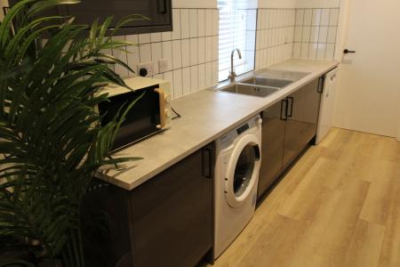 5 bedroom House share to let in Wyggeston Street, Burton upon Trent, DE13