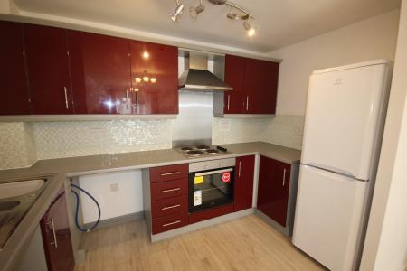 2 bedroom Flat to let in Moor Street, Staffordshire, Burton upon Trent, DE14