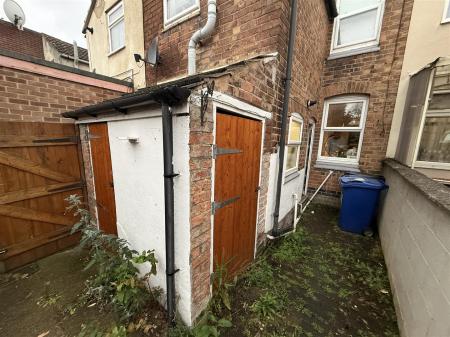3 bedroom Terraced House for sale in Goodman Street, Burton-On-Trent
