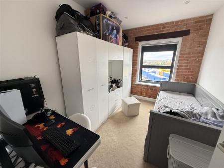 2 bedroom Apartment for sale in Wetmore Road, Burton-On-Trent
