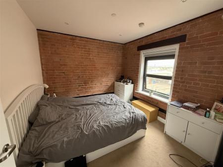 2 bedroom Apartment for sale in Wetmore Road, Burton-On-Trent