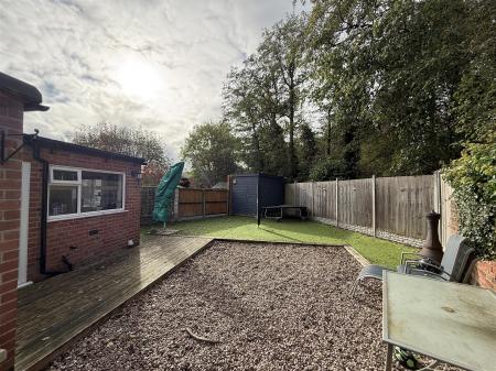 2 bedroom End of terrace house for sale in Beech Lane, Stretton, Burton-On-Trent