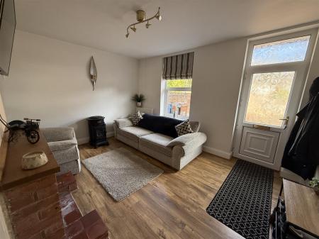 2 bedroom End of terrace house for sale in Beech Lane, Stretton, Burton-On-Trent