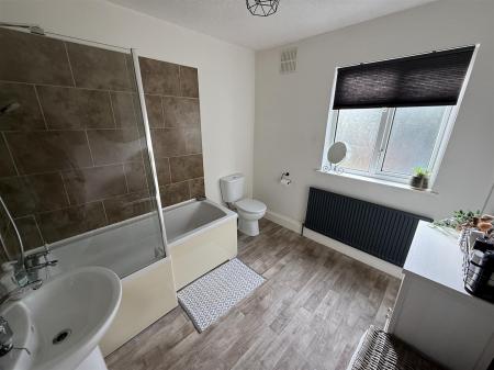 2 bedroom End of terrace house for sale in Beech Lane, Stretton, Burton-On-Trent