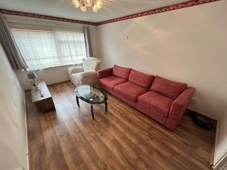 2 bedroom Flat to let in Ashby Road, Staffordshire, Burton upon Trent, DE15