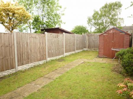 2 bedroom House to let in Cottage Close, Swadlincote, DE11
