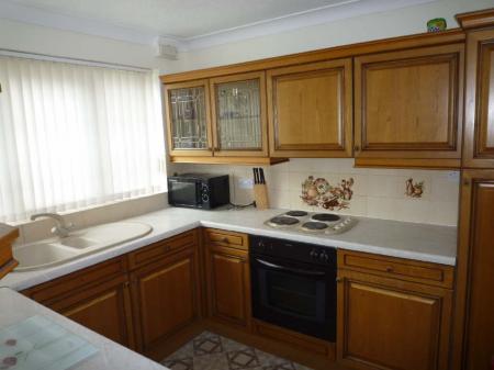 2 bedroom House to let in Cottage Close, Swadlincote, DE11