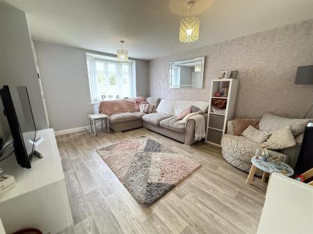 3 bedroom End of terrace house for sale in King Lane, Burton-On-Trent