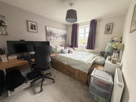 3 bedroom End of terrace house for sale in King Lane, Burton-On-Trent