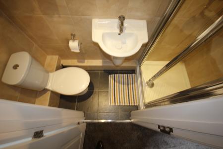 1 bedroom House share to let in Belvedere Road, Staffordshire, Burton upon Trent, DE13