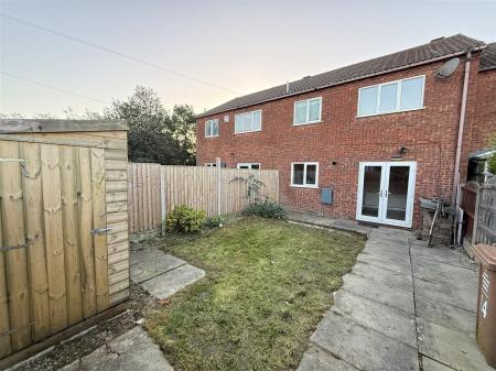 3 bedroom Town house for sale in Alexandra Road, Swadlincote
