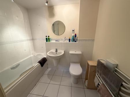 1 bedroom Apartment for sale in Caroline Court, Burton On Trent