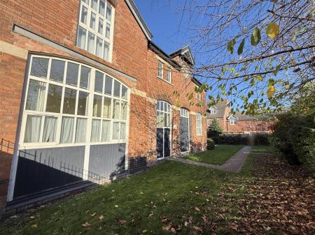 1 bedroom Apartment for sale in Caroline Court, Burton On Trent