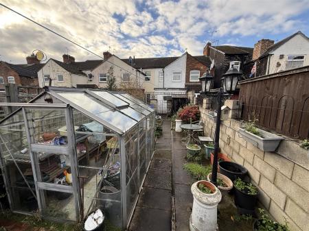 3 bedroom Terraced House for sale in Thornley Street, Burton-On-Trent